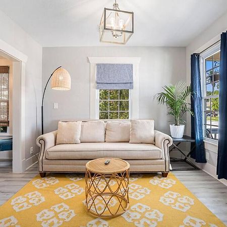 Sea Pink Retreat - Walk To Beach, Newly Renovated Galveston Extérieur photo